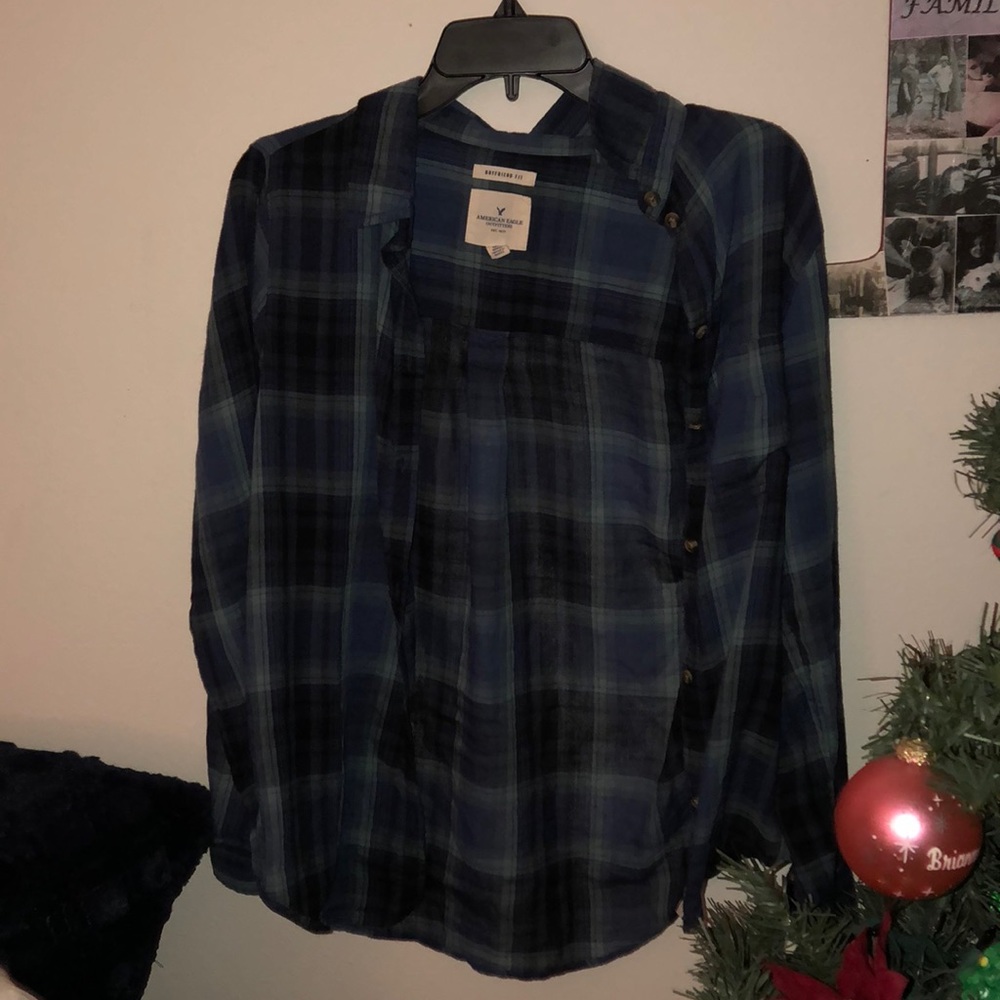 AE boyfriend fit plaid top